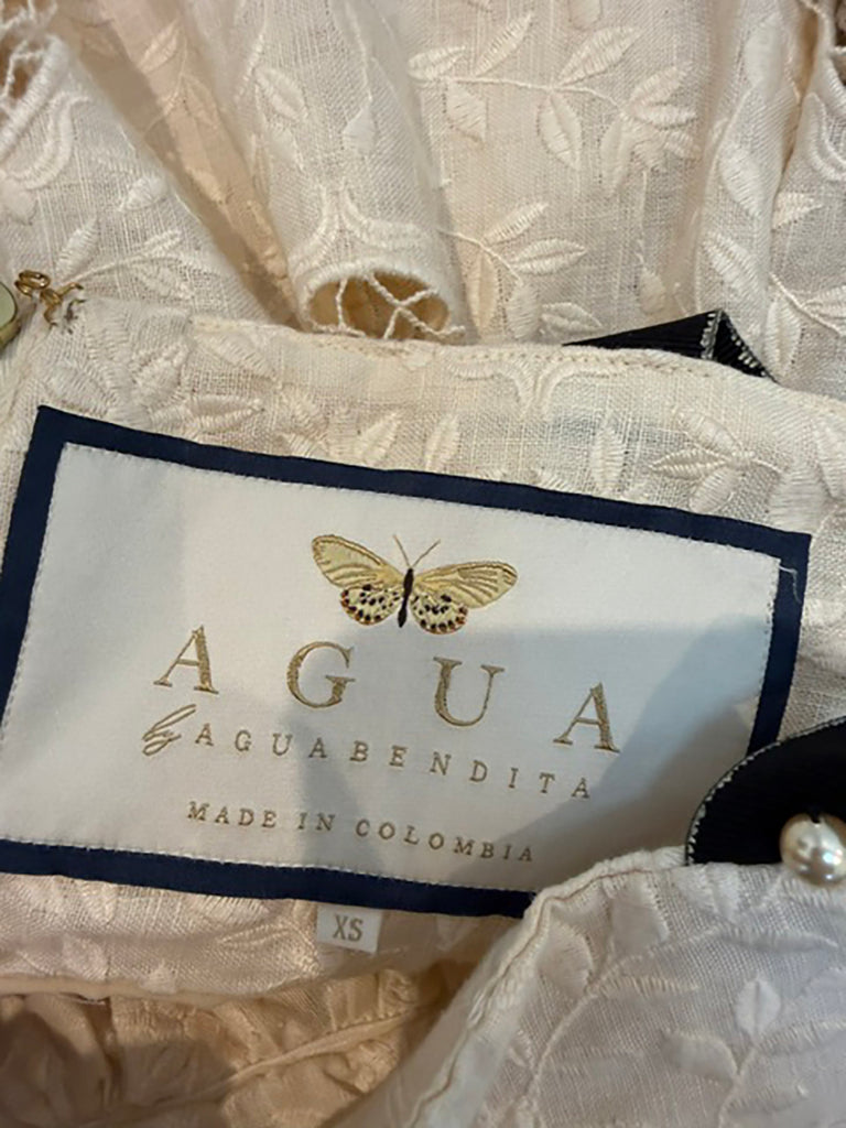 AGUA BY AGUA BENDITA