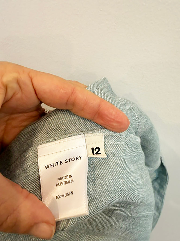WHITE STORY