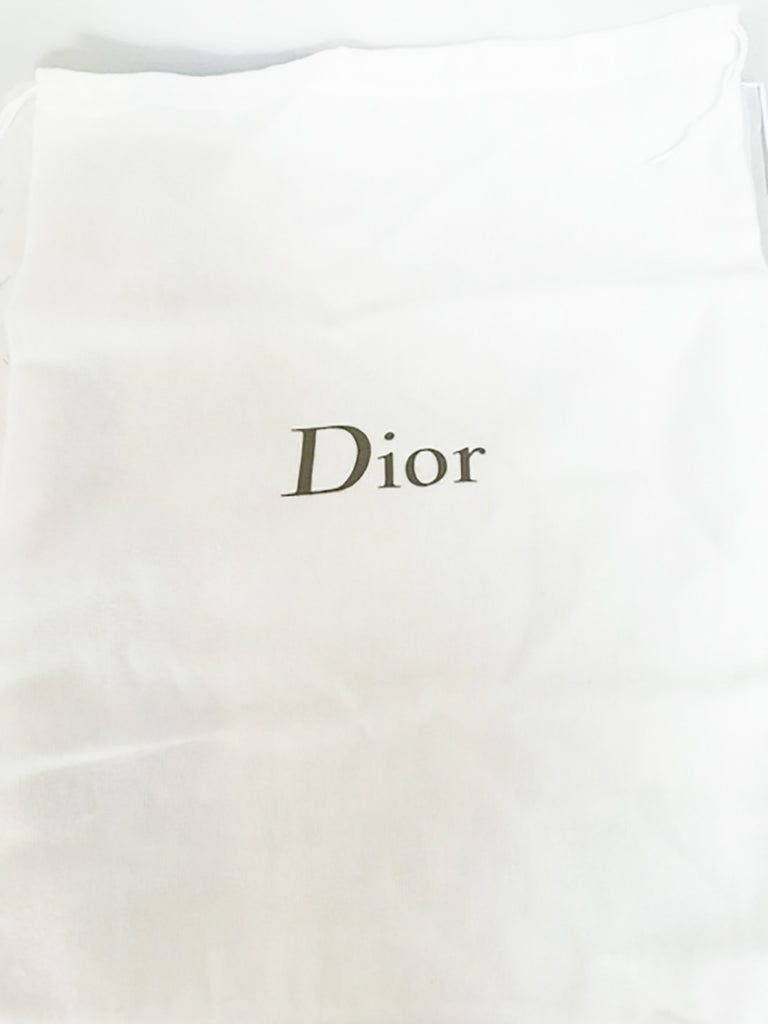 CHRISTIAN DIOR