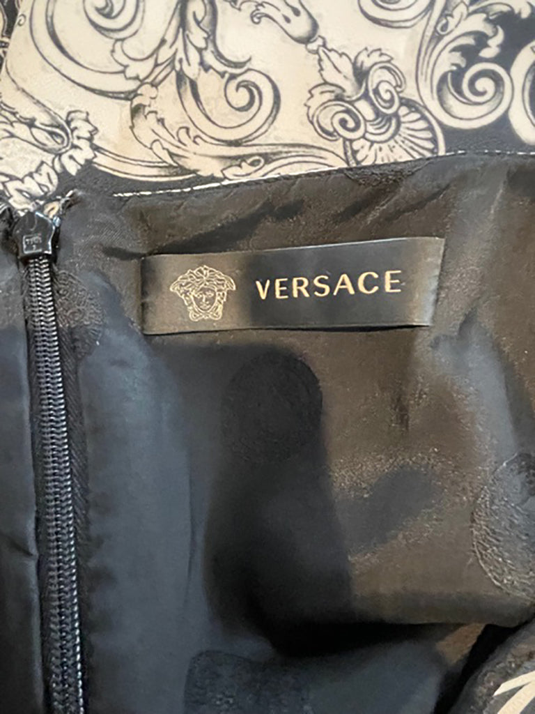 VERSACE